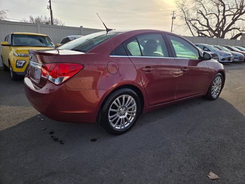 Used 2012 Chevrolet Cruze Eco image 4