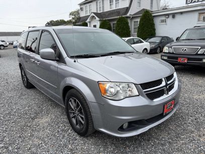 Used 2016 Dodge Grand Caravan SXT
