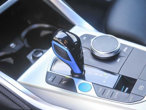 Certified 2023 BMW i4 eDrive40 w/ M Sport Package image 16