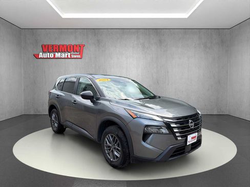 Used 2024 Nissan Rogue S AWD/4WD image 1