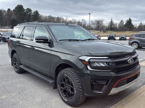 Used 2022 Ford Expedition Timberline image 3