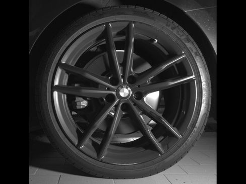 Used 2024 BMW M440i Convertible w/ Premium Package RWD image 25