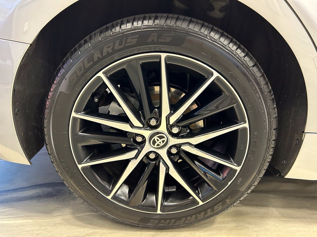 Used 2024 Toyota Camry SE FWD image 19