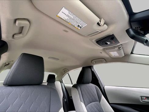 Used 2024 Toyota Corolla LE FWD image 14