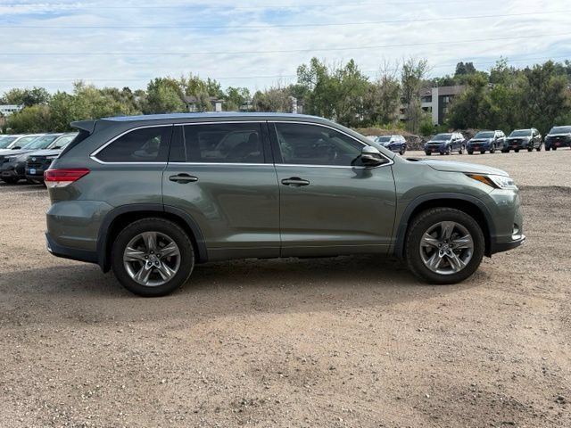 Used 2019 Toyota Highlander Limited Platinum AWD/4WD image 7
