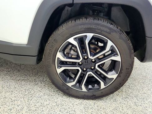 Used 2023 Jeep Compass Limited AWD/4WD image 9