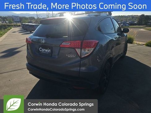 Used 2022 Honda HR-V Sport image 8