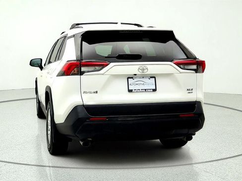 Used 2021 Toyota RAV4 XLE w/ Convenience Package AWD/4WD image 6
