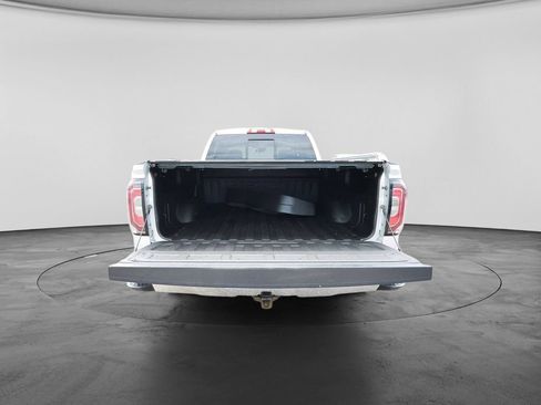 Used 2018 GMC Sierra 1500 SLT AWD/4WD image 14