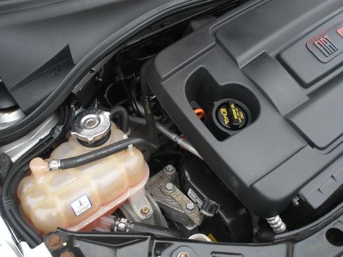 Used 2013 FIAT 500 Pop FWD image 15