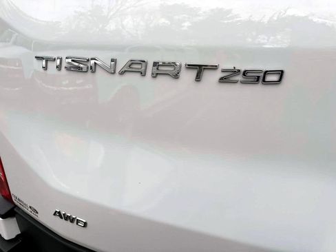 Used 2024 Ford Transit 250 Low Roof AWD w/ Exterior Upgrade Package image 9