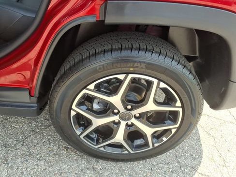 Used 2025 Jeep Compass Limited AWD/4WD image 15