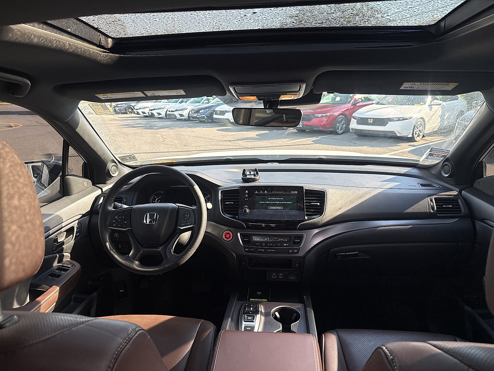 Used 2025 Honda Passport EX-L image 5