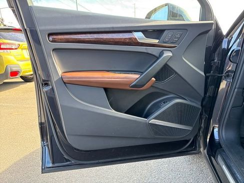Used 2019 Audi Q5 Prestige w/ Prestige Package AWD/4WD image 16