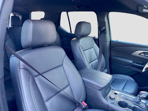 Used 2023 Chevrolet Traverse LT AWD/4WD image 28
