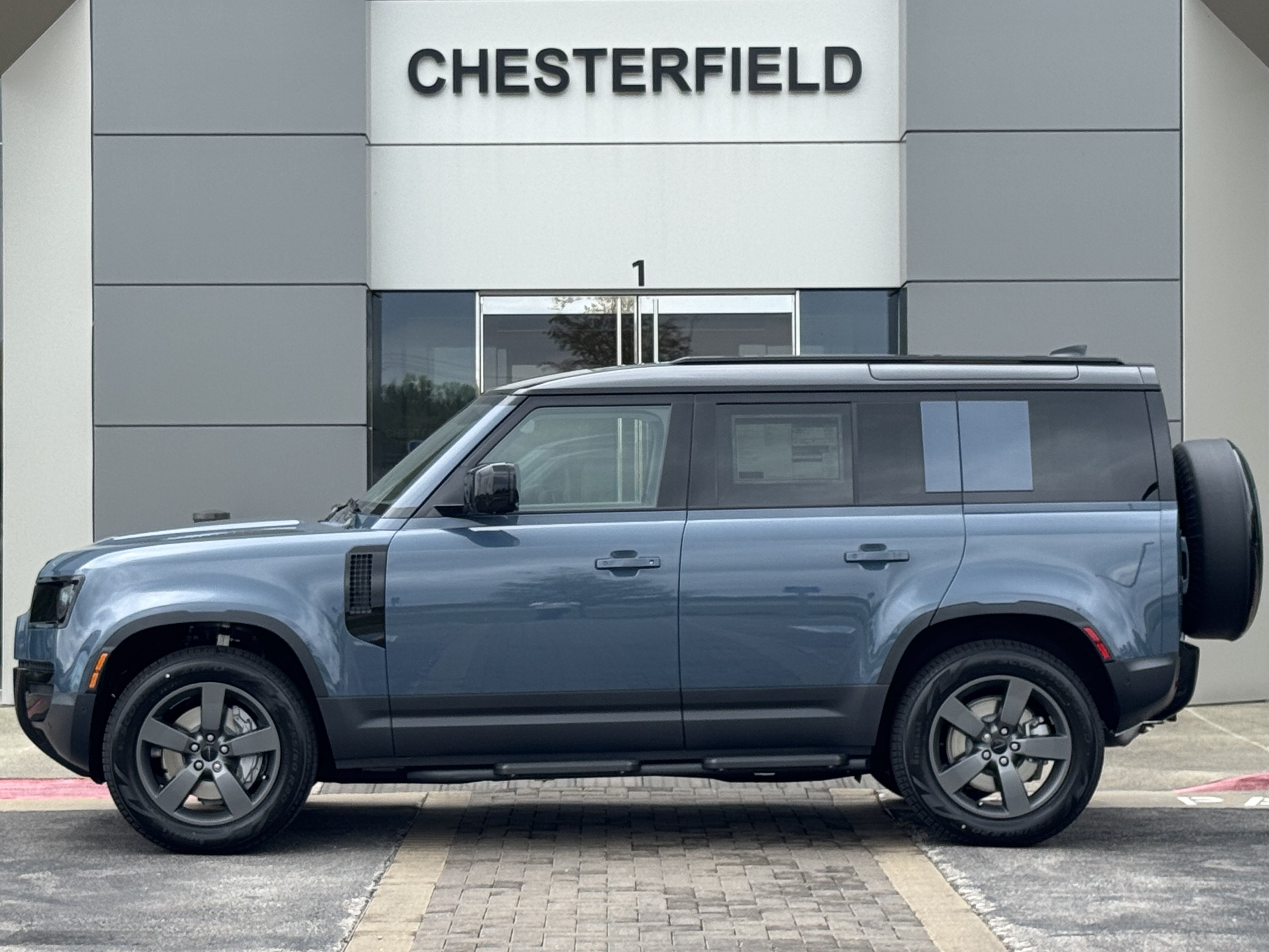 New 2026 Land Rover Defender 110 S AWD/4WD image 6