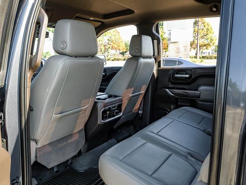 Used 2019 Chevrolet Silverado 1500 LTZ w/ LTZ Texas Edition image 43