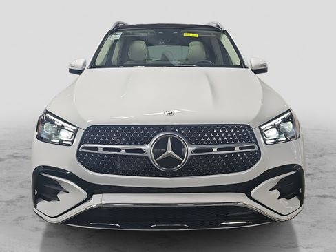 New 2026 Mercedes-Benz GLE 450 GLE 450 image 2