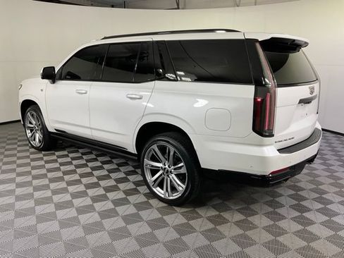 Used 2025 Cadillac Escalade Sport w/ Touring Package AWD/4WD image 4
