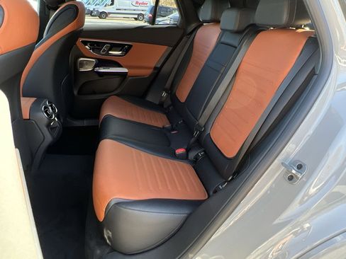 New 2026 Mercedes-Benz GLC 300 4MATIC image 23