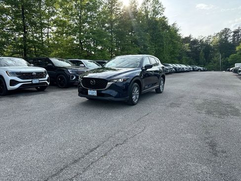 Used 2023 MAZDA CX-5 AWD 2.5 S w/ Preferred Package image 1