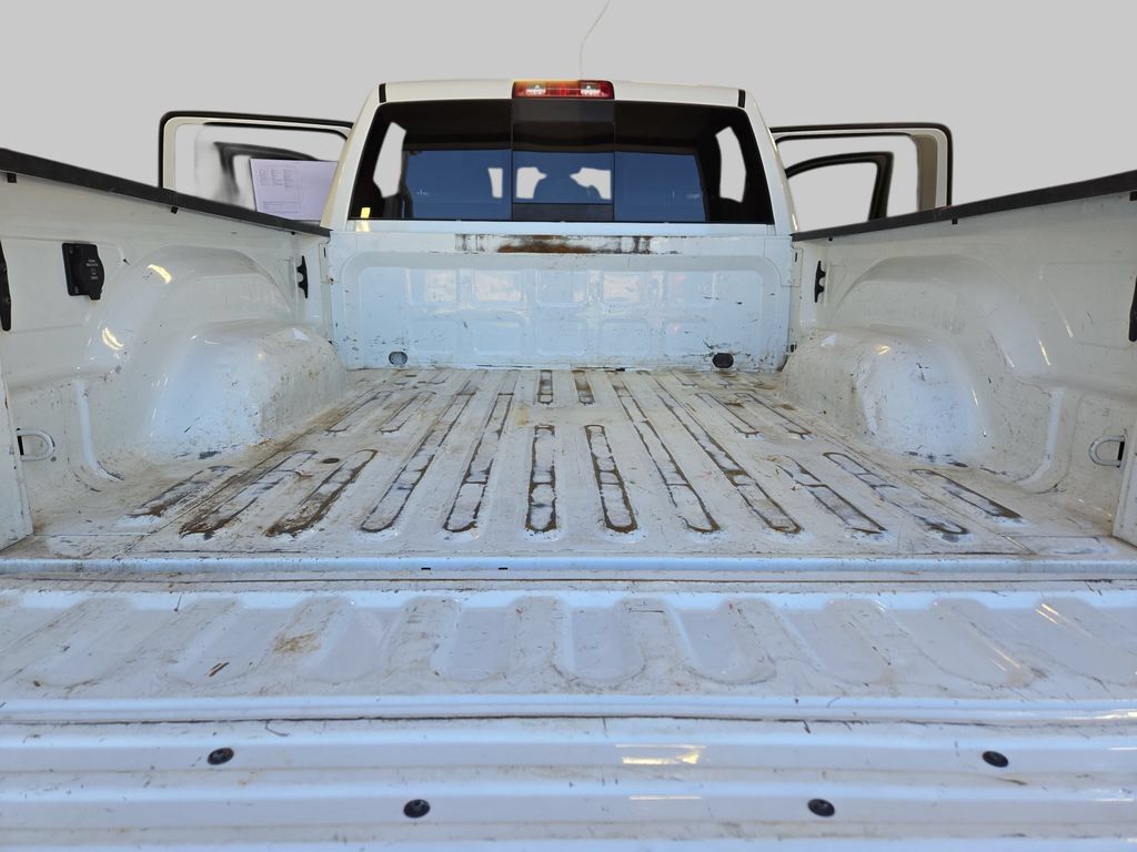 Used 2024 RAM 2500 Laramie AWD/4WD image 15