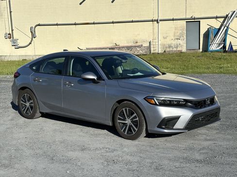 Used 2024 Honda Civic LX image 2