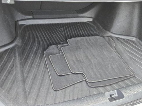 Certified 2023 Honda Accord EX image 13