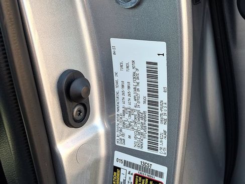 Used 2023 Toyota Tundra SR5 w/ SR5 Premium Package AWD/4WD image 28