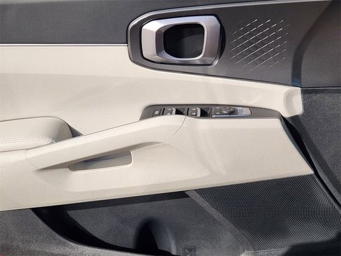 New 2026 Kia Sorento S w/ S Panoramic Sunroof Package image 24