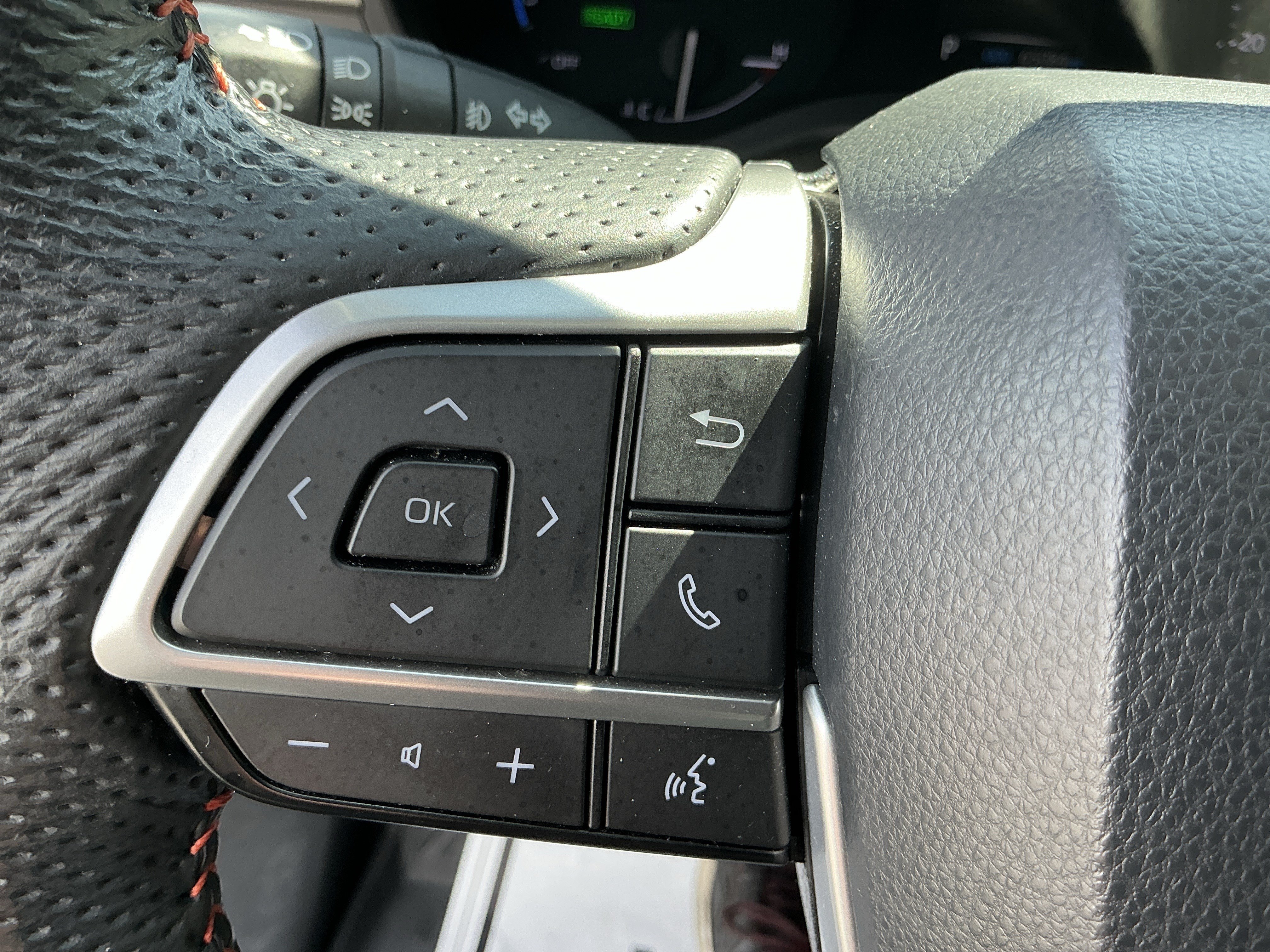 Used 2022 Toyota Sienna XSE w/ XSE Plus Package FWD image 17