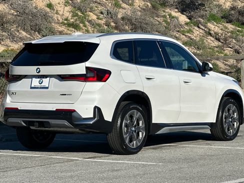 New 2026 BMW X1 xDrive28i w/ Convenience Package image 2