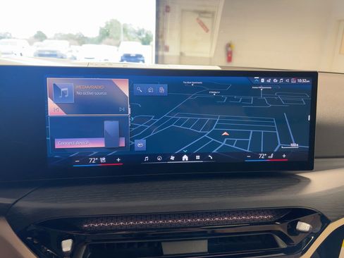 Used 2026 BMW 330i Sedan w/ Convenience Package image 24