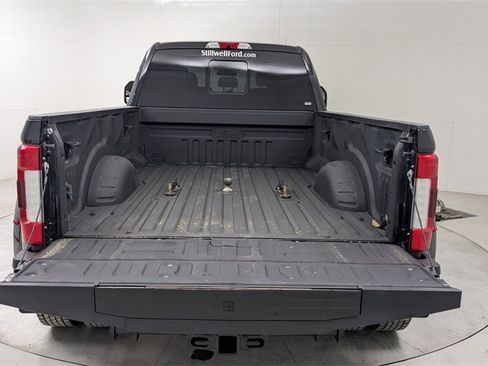 Certified 2019 Ford F450 Platinum w/ Platinum Ultimate Package image 9