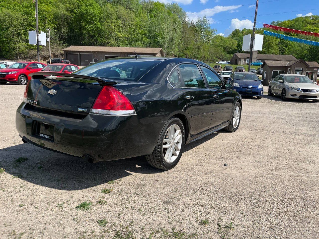 Used 2012 Chevrolet Impala LTZ FWD image 13