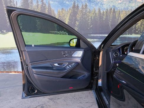 Used 2020 Mercedes-Benz S 560 Sedan image 10