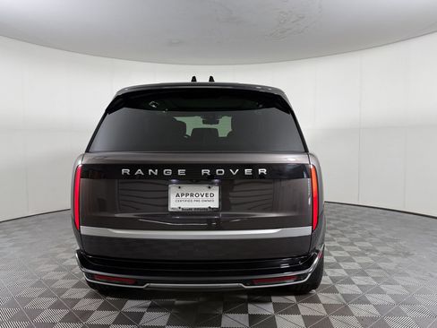 Used 2025 Land Rover Range Rover Autobiography AWD/4WD image 10