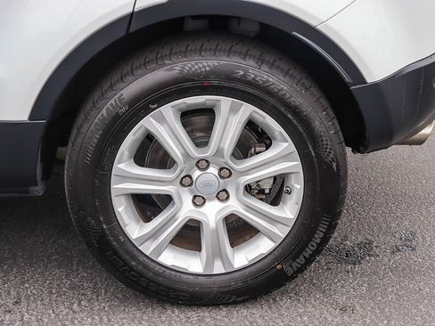 Used 2019 Land Rover Range Rover Evoque SE AWD/4WD image 8