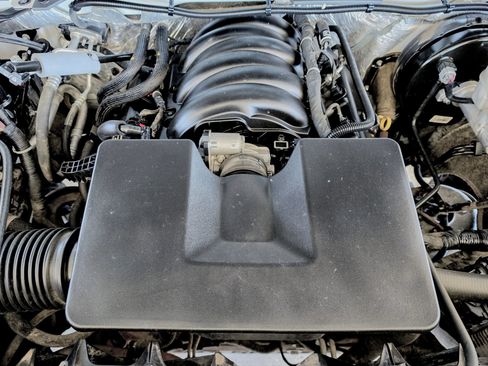 Used 2018 Chevrolet Silverado 1500 LT image 37