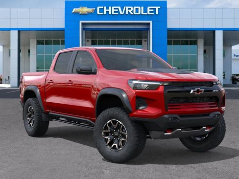 New 2026 Chevrolet Colorado ZR2 w/ Technology Package AWD/4WD image 7