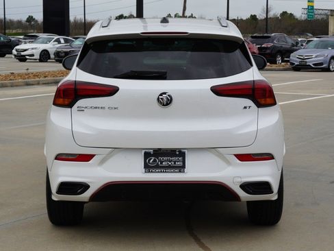 Used 2023 Buick Encore GX Essence w/ Experience Buick Package image 7