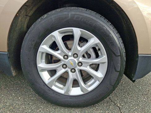 Used 2019 Chevrolet Equinox LT image 8