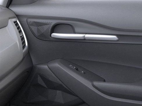 New 2026 Kia Seltos LX FWD image 25