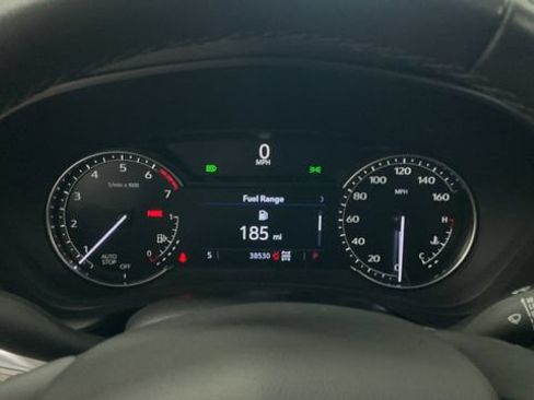 Used 2023 Cadillac XT4 Luxury w/ Cold Weather Package AWD/4WD image 23