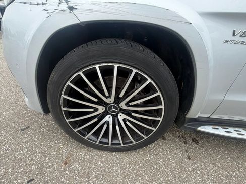 Used 2017 Mercedes-Benz GLS 63 AMG 4MATIC image 38