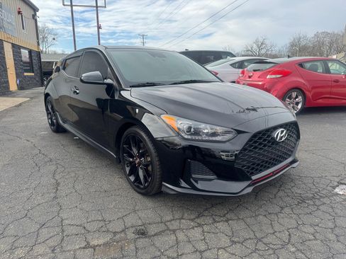 Used 2019 Hyundai Veloster Turbo R-Spec image 7