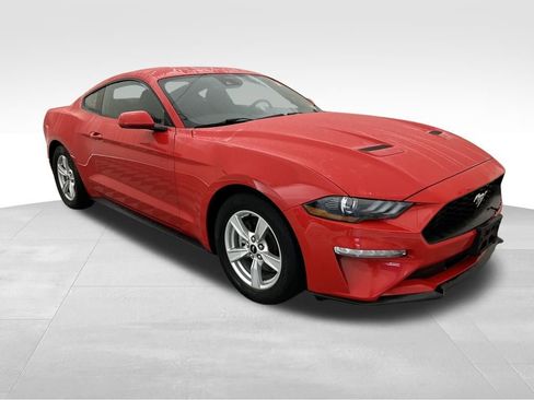 Used 2021 Ford Mustang Coupe image 14