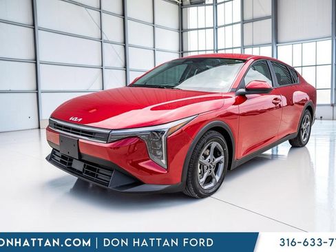 Used 2025 Kia K4 FWD image 26