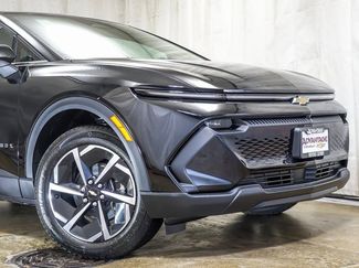 New 2026 Chevrolet Equinox EV LT video 3