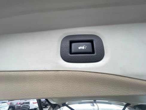 Used 2014 Nissan Rogue SL w/ SL Premium Package AWD/4WD image 24